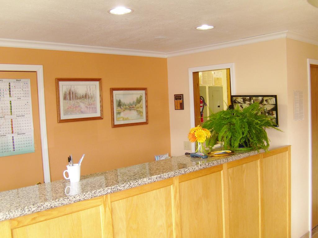 Stagecoach Inn Motel Molalla Εξωτερικό φωτογραφία