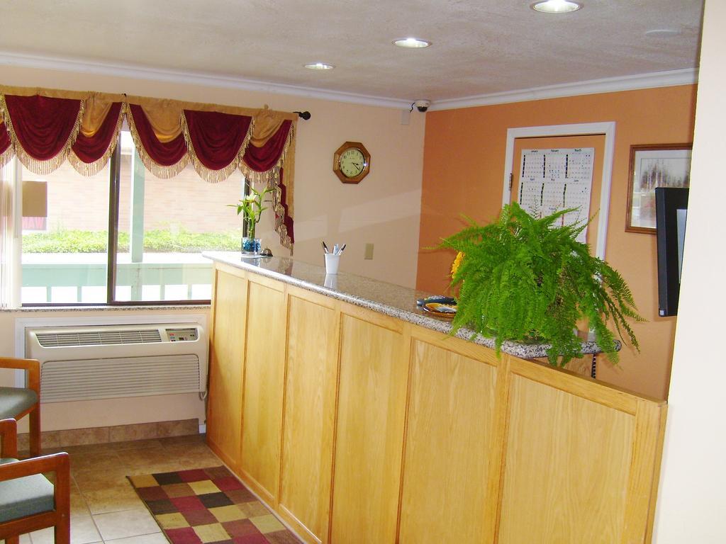 Stagecoach Inn Motel Molalla Εξωτερικό φωτογραφία