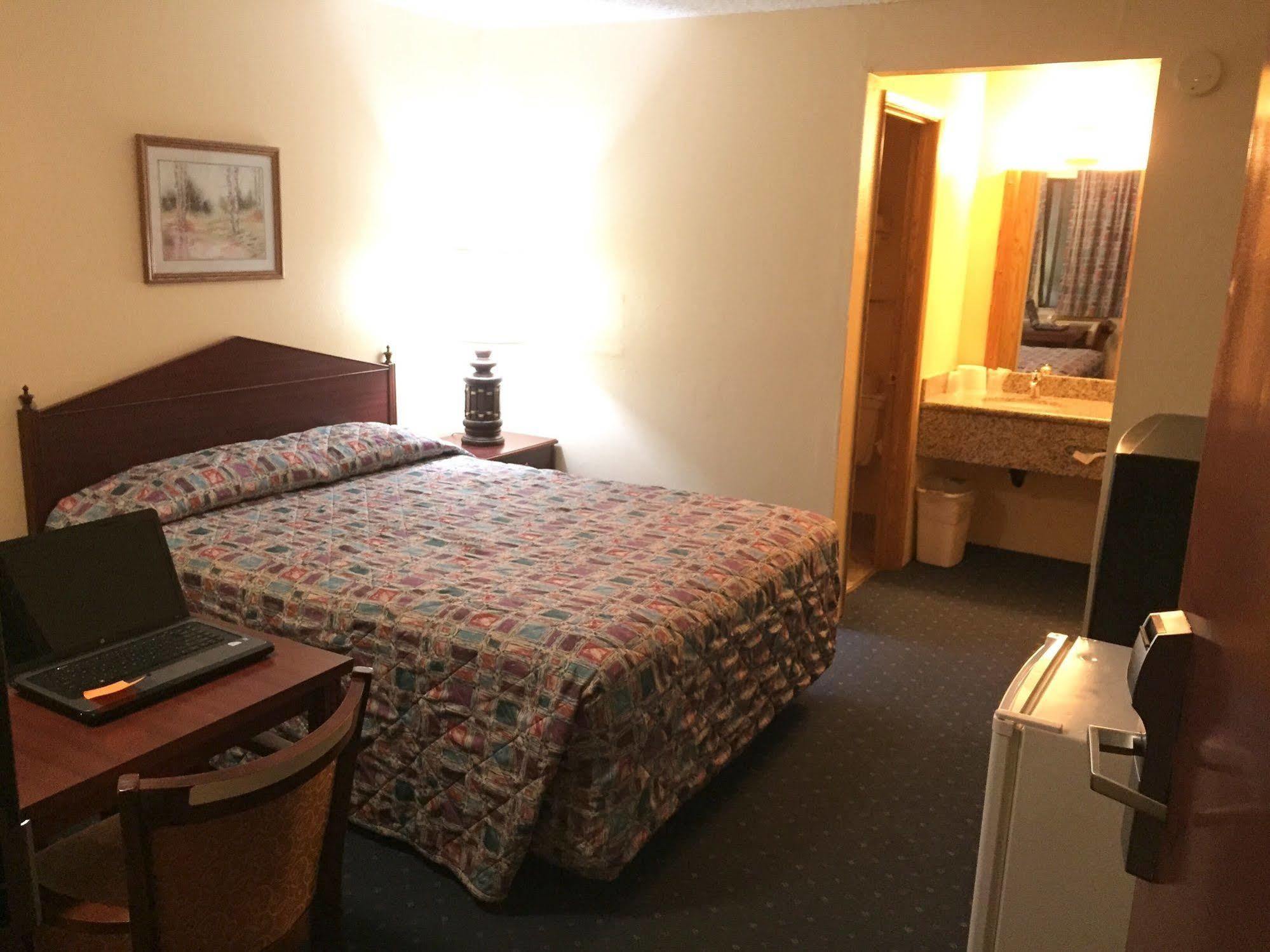 Stagecoach Inn Motel Molalla Εξωτερικό φωτογραφία
